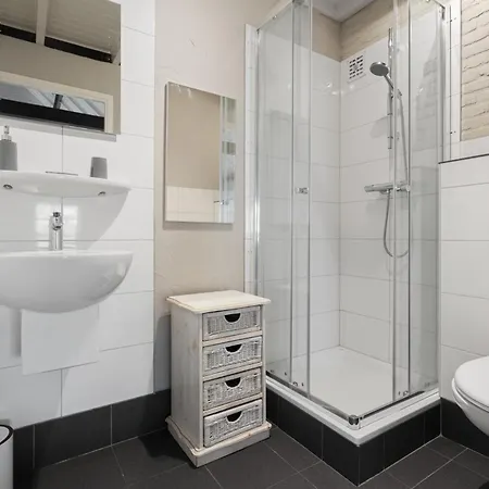 Guest house Op De Smelen 1 - 43 M2 *